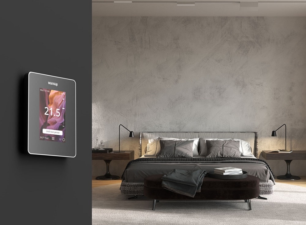 6IE Smart Thermostat im Schlafzimmer